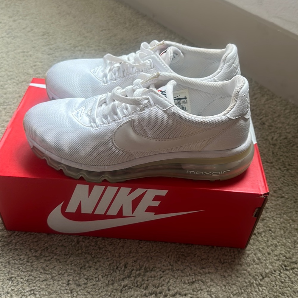 Women’s Nike Air Max